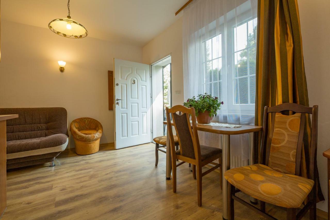 Apartamenty Na Skarpie Debina  Exterior foto